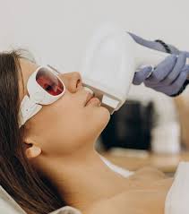 لیزر موهای زائد کلینیک ونوس کرج -چهارراه طالقانی