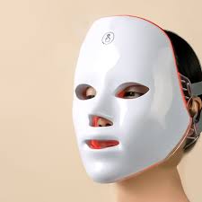 ماسک LED -کلنیک زیبایی ونوس کرج چهارراه طالقانی